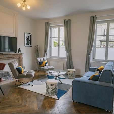 Appartement Refait A Neuf Avec Cachet De L'Ancien Saumur Exterior foto